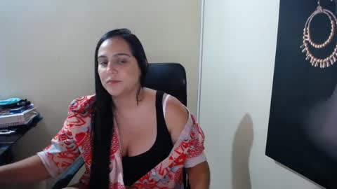 Snapshot of neny445 chatting on 02.05.25 kelly lopez online show from 02.05.25