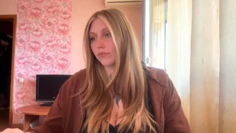 neomimaddern online show from 04.19.26