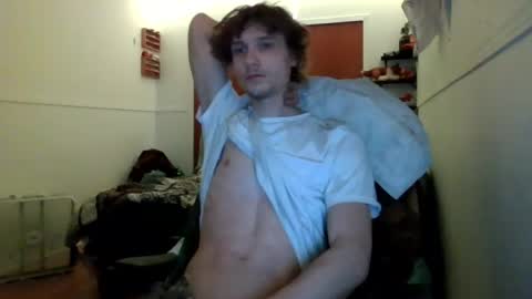 Snapshot of nephew_p chatting on 06.08.26 nephew_p online show from 06.08.26