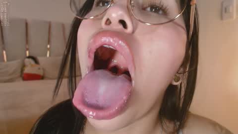 Helena    Every Friday new video for my fan club loves  online show from 01.25.25