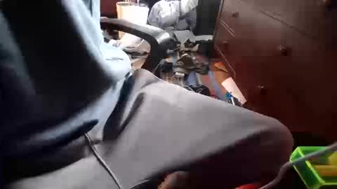 Snapshot of nerdyboi22 chatting on 10.14.25 nerdyboi22 online show from 10.14.25