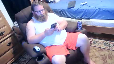 Snapshot of nerdychub4fun chatting on 04.05.26 nerdychub4fun online show from 04.05.26