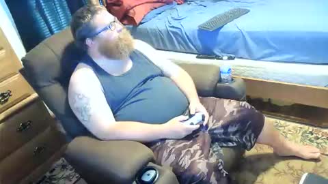 Snapshot of nerdychub4fun chatting on 04.19.26 nerdychub4fun online show from 04.19.26
