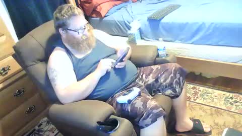Snapshot of nerdychub4fun chatting on 04.19.26 nerdychub4fun online show from 04.19.26