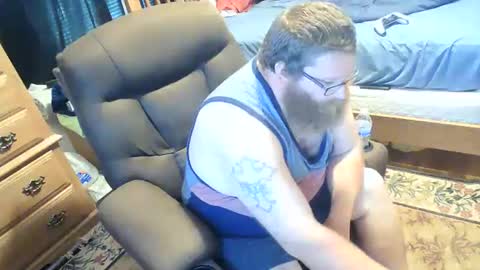 Snapshot of nerdychub4fun chatting on 05.10.26 nerdychub4fun online show from 05.10.26