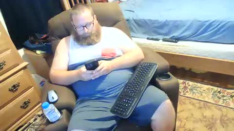 Snapshot of nerdychub4fun chatting on 05.25.26 nerdychub4fun online show from 05.25.26