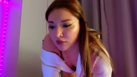 Snapshot of nessarosse chatting on 03.25.26 Nessa online show from 03.25.26