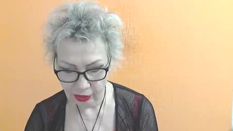 NessyJenixs online show from 02.18.26
