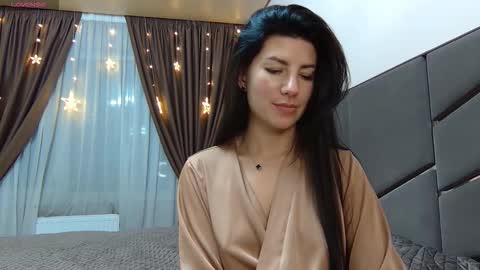 Snapshot of nessystar chatting on 12.04.25 Nessy online show from 12.04.25