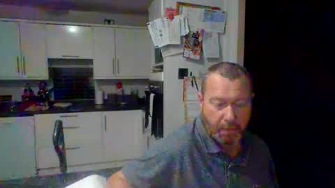 Snapshot of nesuk chatting on 11.08.25 nesuk online show from 11.08.25