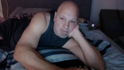 nethggoes85 online show from 11.17.25