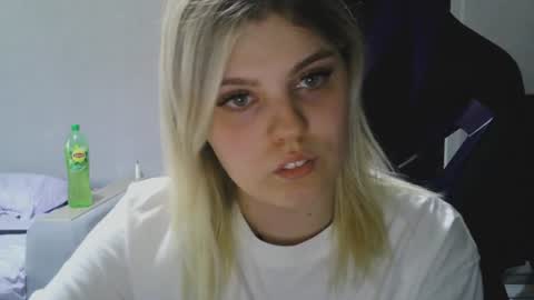 never_enoughh online show from 08.04.26