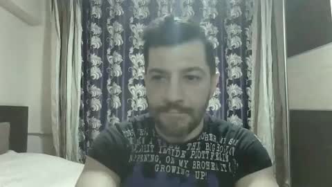 nevergetdown online show from 05.03.26