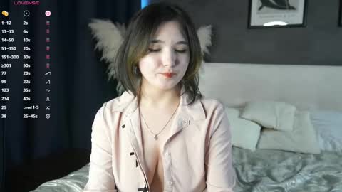 Snapshot of new_boobs chatting on 09.27.25 Maria 3 online show from 09.27.25