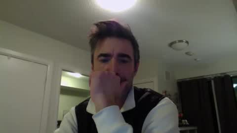 Snapshot of new_guy7000 chatting on 11.29.25 new_guy7000 online show from 11.29.25