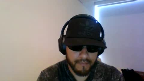Snapshot of new_guy_551 chatting on 06.17.26 New guy 551 online show from 06.17.26