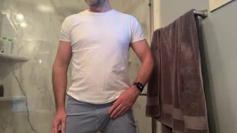 newguy_097 online show from 02.20.26