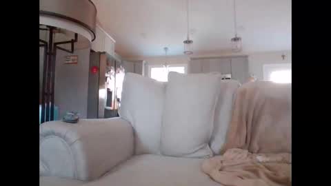 Snapshot of newhallboxer chatting on 12.31.24 newhallboxer online show from 12.31.24