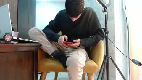 Snapshot of newlatino1 chatting on 09.30.25 newlatino1 online show from 09.30.25