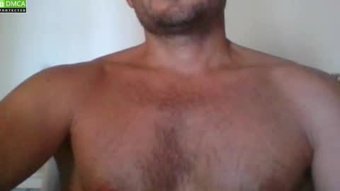 Snapshot of newtyguy90 chatting on 09.16.25 newtyguy90 online show from 09.16.25