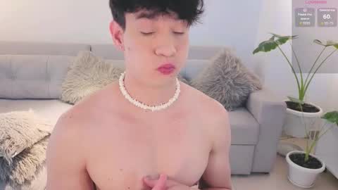   online show from 10.04.25