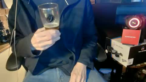 Snapshot of nfgwholoves2cum chatting on 02.05.26 NFG Nice Friendly Guy Dick online show from 02.05.26