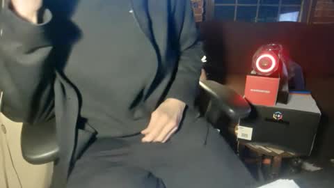 Snapshot of nfgwholoves2cum chatting on 02.27.26 NFG Nice Friendly Guy Dick online show from 02.27.26