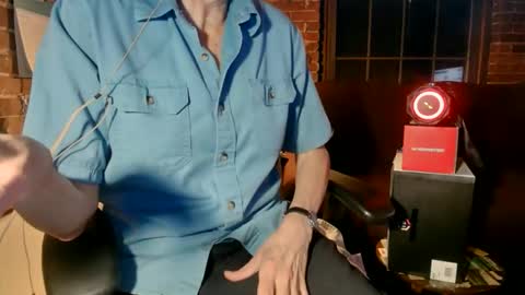 Snapshot of nfgwholoves2cum chatting on 02.28.26 NFG Nice Friendly Guy Dick online show from 02.28.26