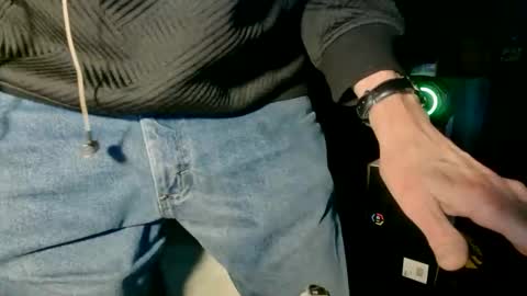 Snapshot of nfgwholoves2cum chatting on 03.15.26 NFG Nice Friendly Guy Dick online show from 03.15.26
