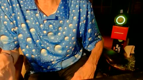 Snapshot of nfgwholoves2cum chatting on 06.05.26 NFG Nice Friendly Guy Dick online show from 06.05.26