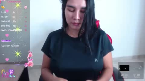 Mia online show from 04.20.26