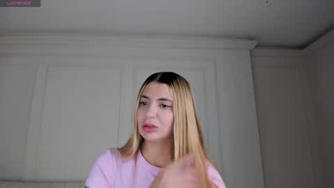 SQUIRTER DOLL    online show from 04.25.26