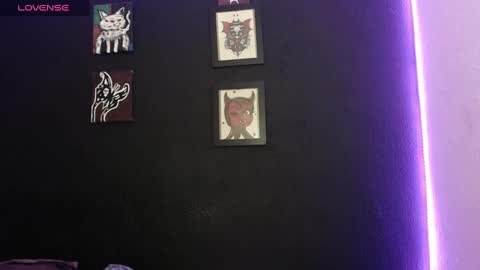 Snapshot of niakat_ chatting on 01.04.25 niakat online show from 01.04.25