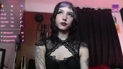 Snapshot of niakat_ chatting on 02.05.25 niakat online show from 02.05.25