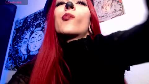 Snapshot of niakat_ chatting on 10.23.25 niakat online show from 10.23.25