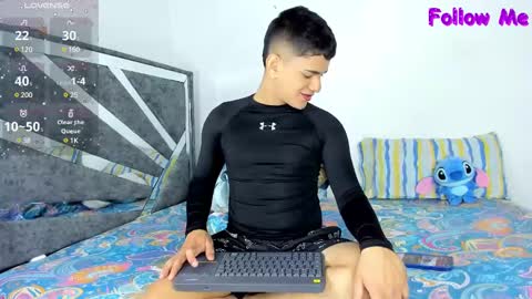 Snapshot of niall_falcon chatting on 02.12.25 Niall  online show from 02.12.25