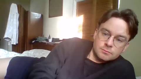 Snapshot of niallthewanderer chatting on 09.29.25 niallthewanderer online show from 09.29.25