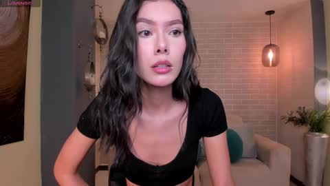 Call me Nia  online show from 02.08.26