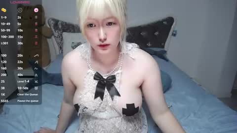 Snapshot of nice_belle chatting on 07.24.26 Belle online show from 07.24.26