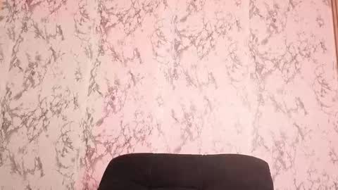 Snapshot of nicecherry_ chatting on 11.14.25 Michell online show from 11.14.25