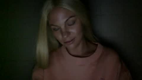 Snapshot of nicecolddrink2 chatting on 09.26.25 Amber online show from 09.26.25