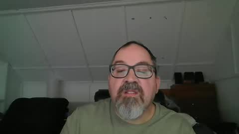 Snapshot of niceguy7208 chatting on 12.15.25 niceguy7208 online show from 12.15.25