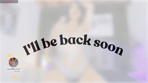 Snapshot of nicelle_carson chatting on 03.08.25 Nicolle online show from 03.08.25