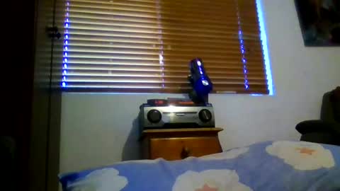 Snapshot of niceozziecockxxx chatting on 01.18.25 Sexiishaine online show from 01.18.25