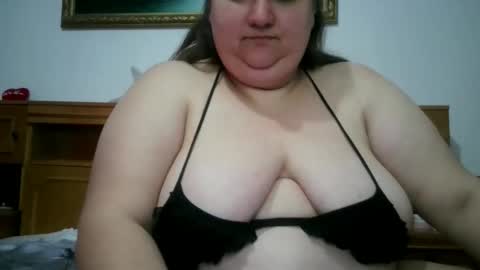 Nicholle online show from 04.20.26