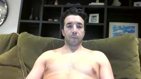 Snapshot of niciboi chatting on 11.16.25 James online show from 11.16.25
