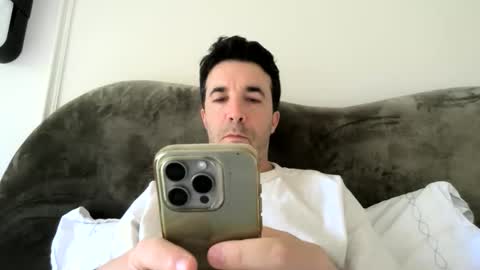 Snapshot of niciboi chatting on 04.20.26 James online show from 04.20.26