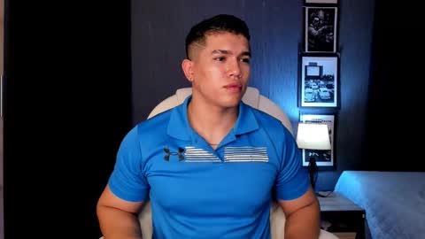 Snapshot of nick_fenix chatting on 09.10.25 nick fenix online show from 09.10.25