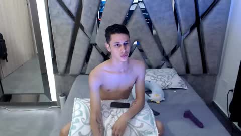 Snapshot of nick_hot2 chatting on 03.22.26 Nick Hot online show from 03.22.26