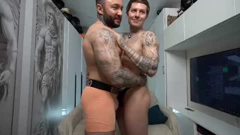 Snapshot of nick_howlenxx chatting on 06.13.26 nick_howlenxx online show from 06.13.26
